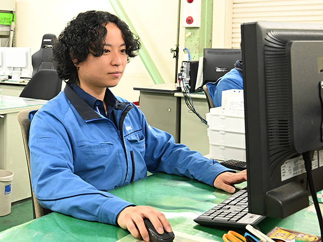 犬山製造部 生産2課 2015年入社